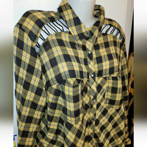 Free People tunic top med. Relaxed fit plaid yellow black - Picture 6 of 7